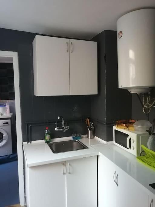 Apartamento Hotel Montana Lavapies Madrid Eksteriør bilde